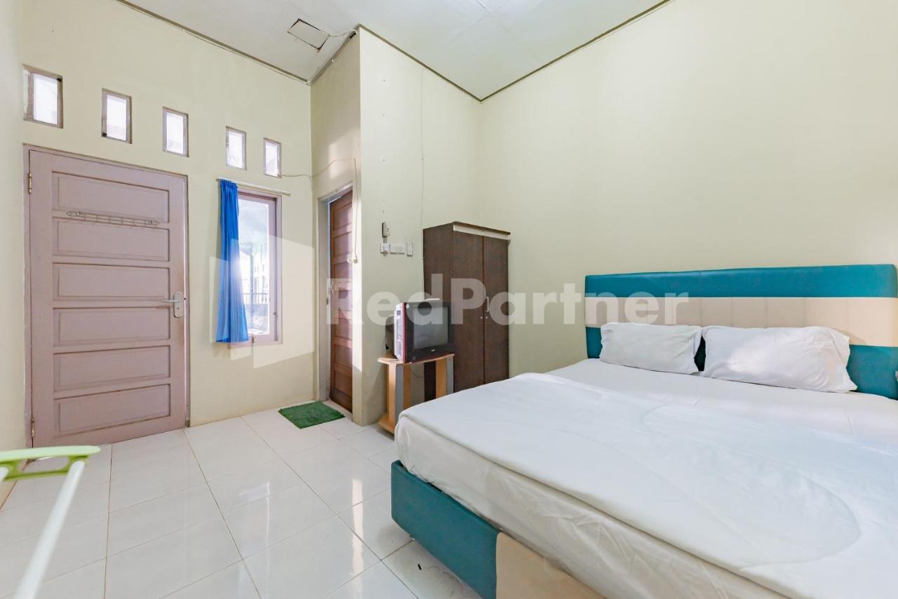 Ana Guest House Syariah Mitra Reddoorz Banjarbaru 外观 照片